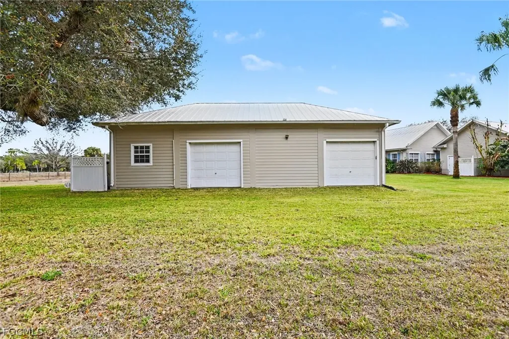 23150 N River Road Alva FL 33920