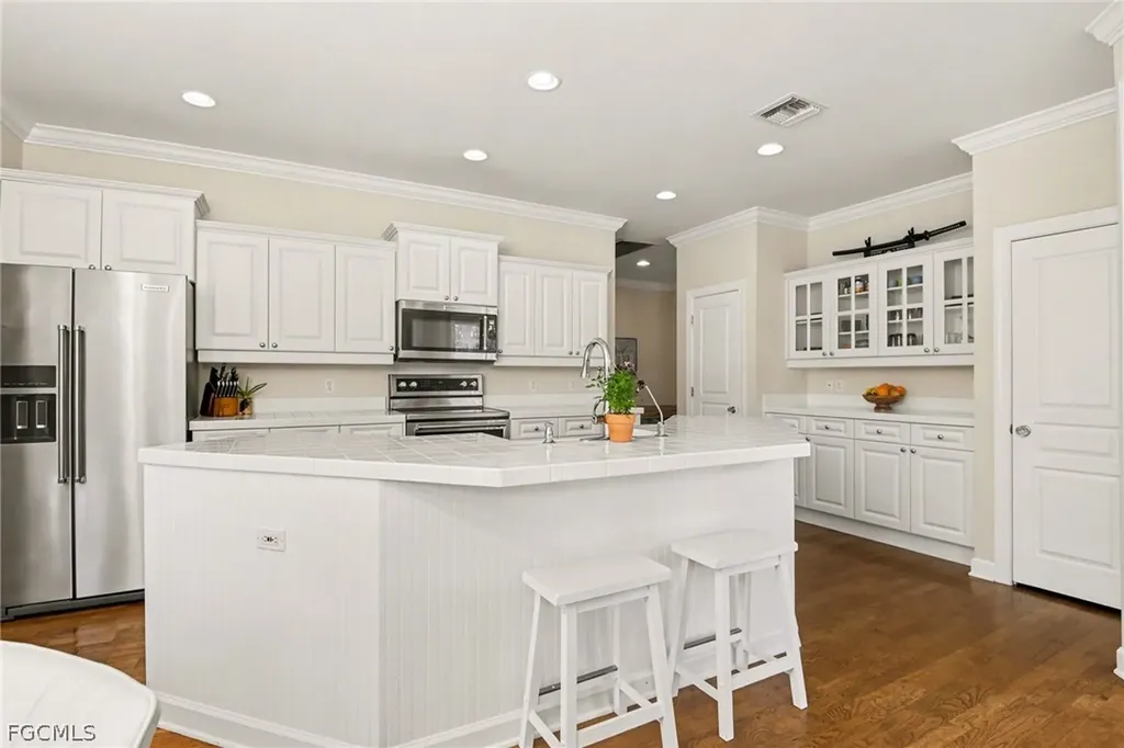 23150 N River Road Alva FL 33920