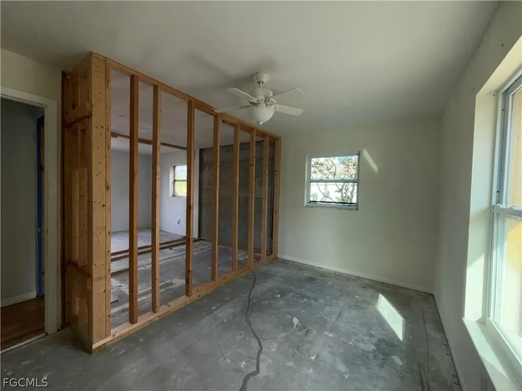 9112 Pineapple Road Fort Myers FL 33967