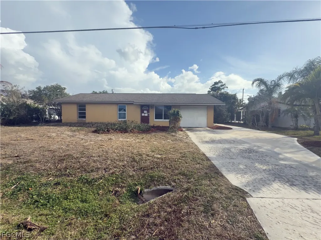 9112 Pineapple Road Fort Myers FL 33967