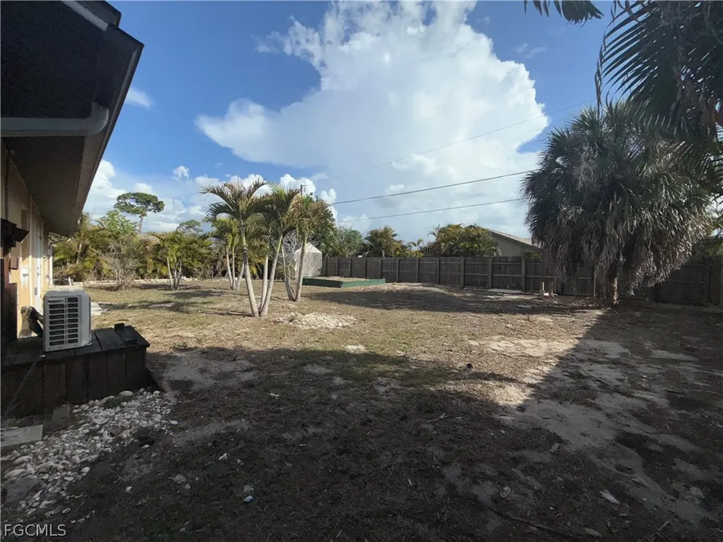 9112 Pineapple Road Fort Myers FL 33967