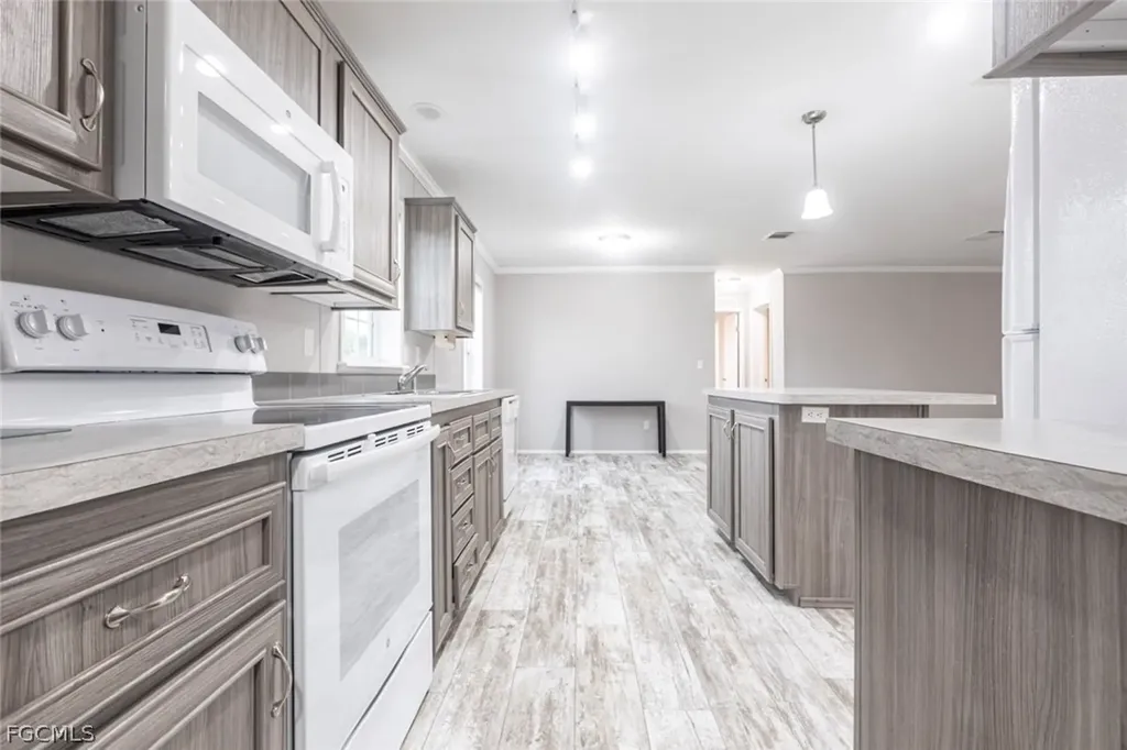 4350 Deltona Drive Punta Gorda FL 33950