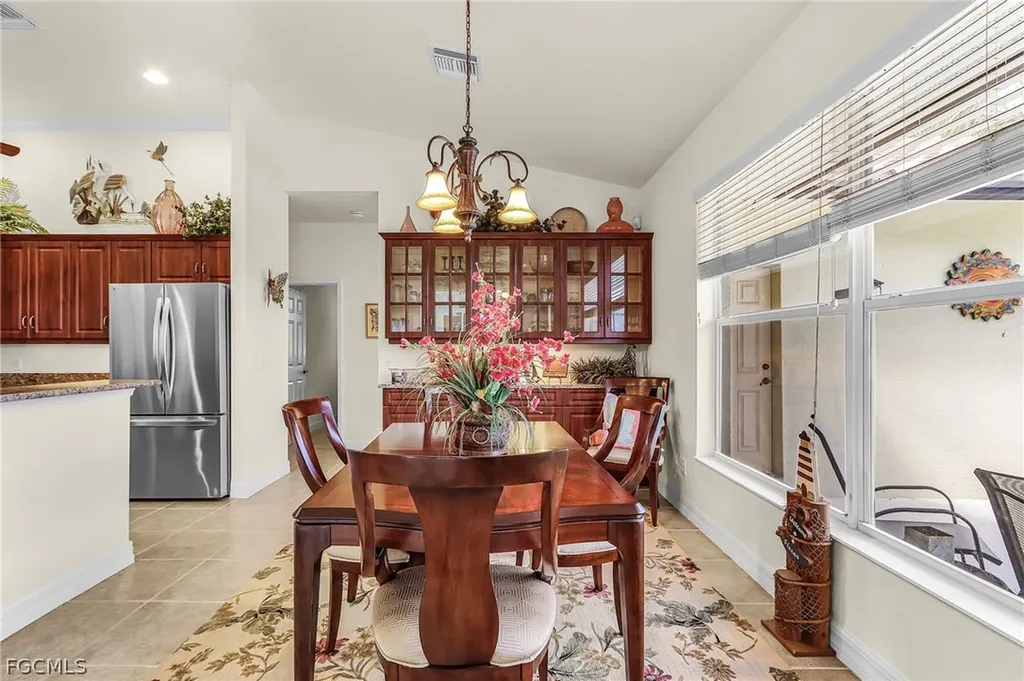 2027 SE 25th Terrace Cape Coral FL 33904