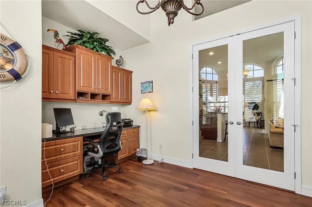 2027 SE 25th Terrace Cape Coral FL 33904