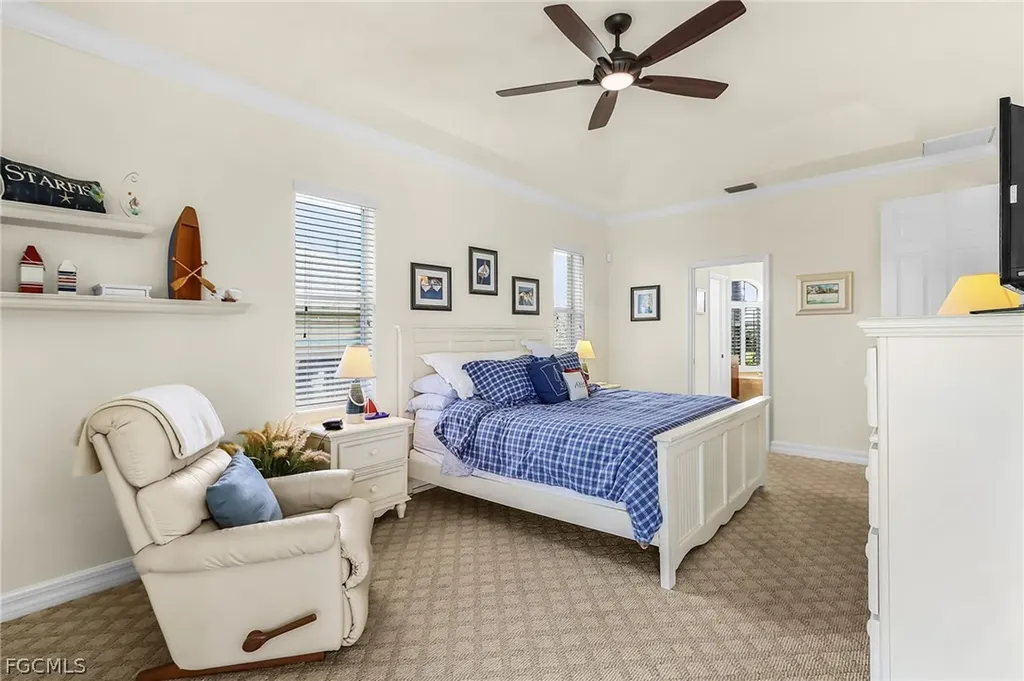 2027 SE 25th Terrace Cape Coral FL 33904