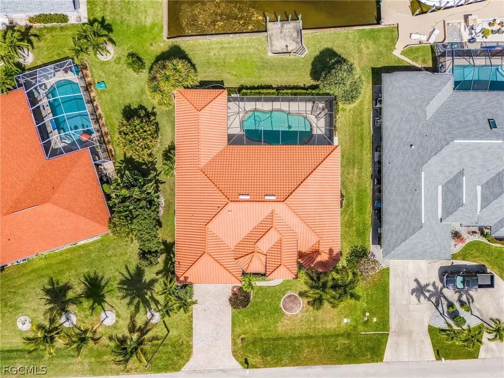 2027 SE 25th Terrace Cape Coral FL 33904