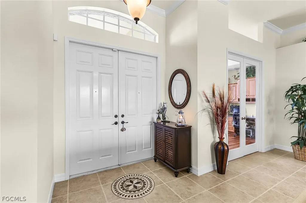 2027 SE 25th Terrace Cape Coral FL 33904