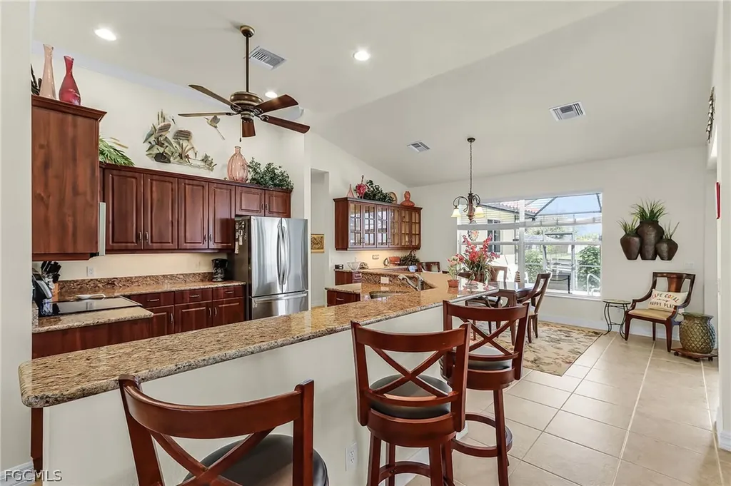 2027 SE 25th Terrace Cape Coral FL 33904