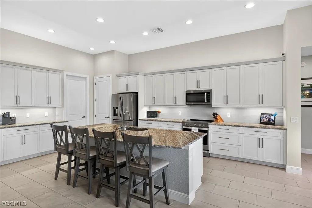 821 NW 38th Avenue Cape Coral FL 33993