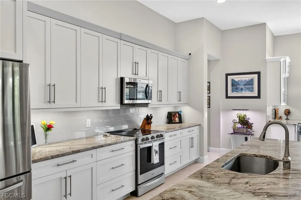 821 NW 38th Avenue Cape Coral FL 33993