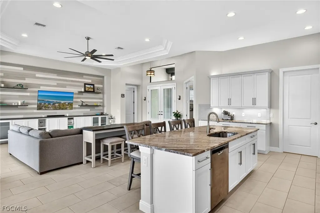 821 NW 38th Avenue Cape Coral FL 33993