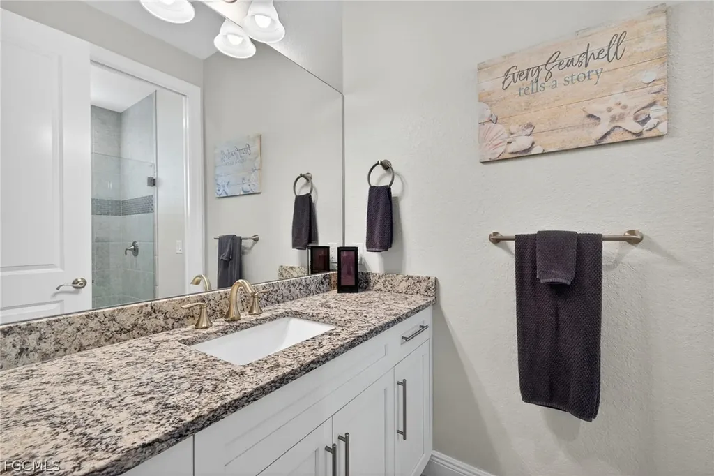 821 NW 38th Avenue Cape Coral FL 33993