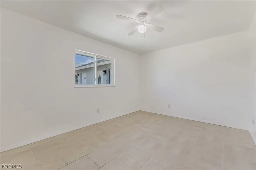 16599 Davis Road Fort Myers FL 33908