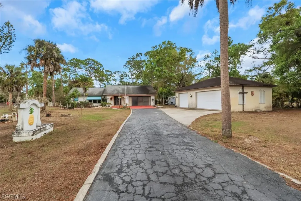 19630 Lan Shell Drive North Fort Myers FL 33917