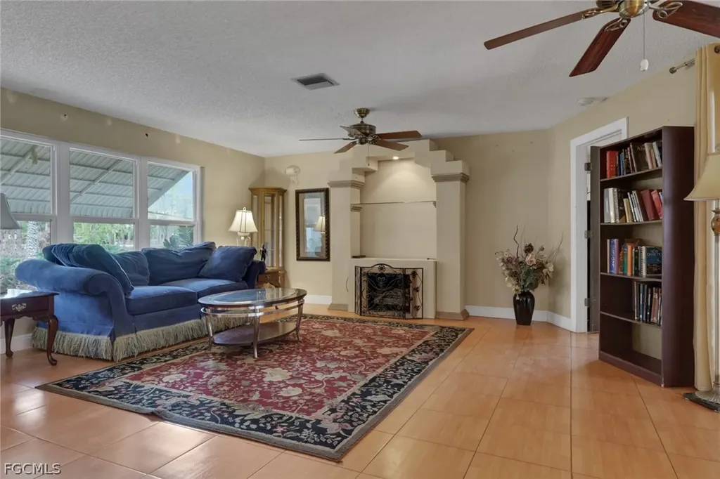 19630 Lan Shell Drive North Fort Myers FL 33917