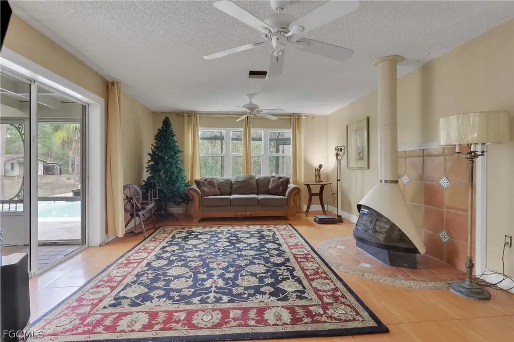 19630 Lan Shell Drive North Fort Myers FL 33917