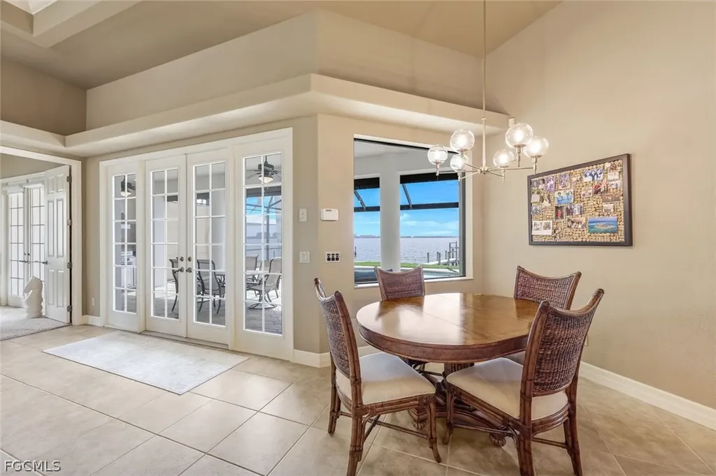 1028 Dolphin Drive Cape Coral FL 33904