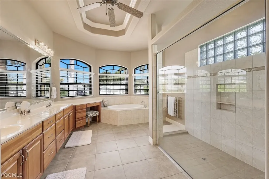 1028 Dolphin Drive Cape Coral FL 33904