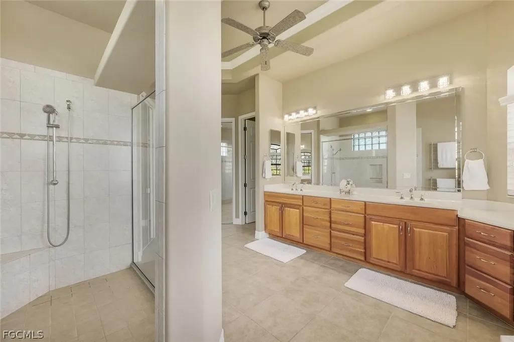 1028 Dolphin Drive Cape Coral FL 33904