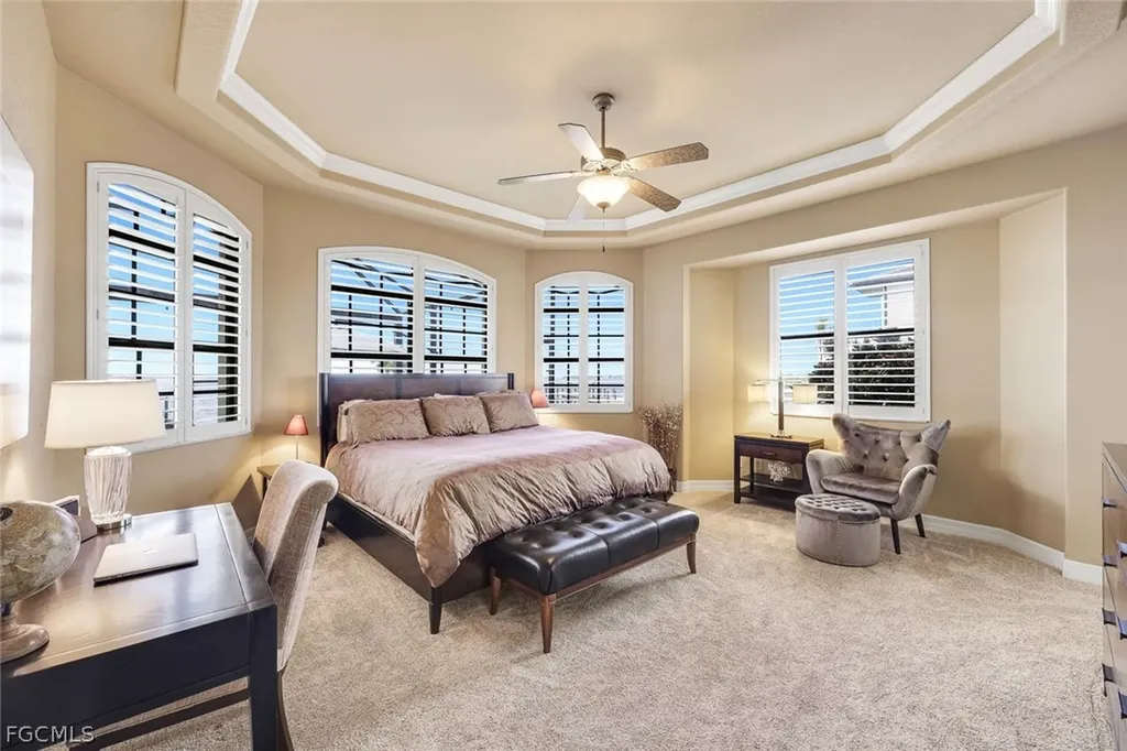 1028 Dolphin Drive Cape Coral FL 33904