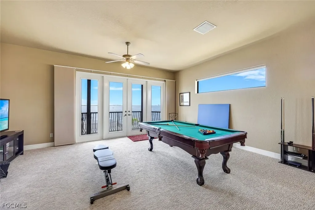 1028 Dolphin Drive Cape Coral FL 33904
