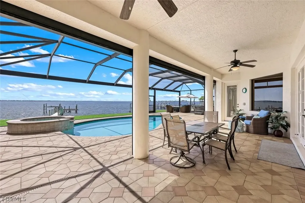 1028 Dolphin Drive Cape Coral FL 33904