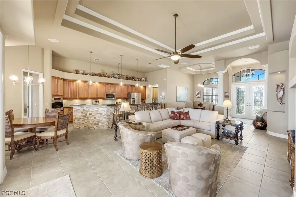 1028 Dolphin Drive Cape Coral FL 33904