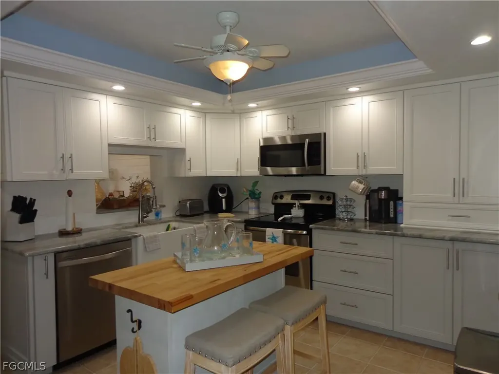 3390 N Key Drive North Fort Myers FL 33903