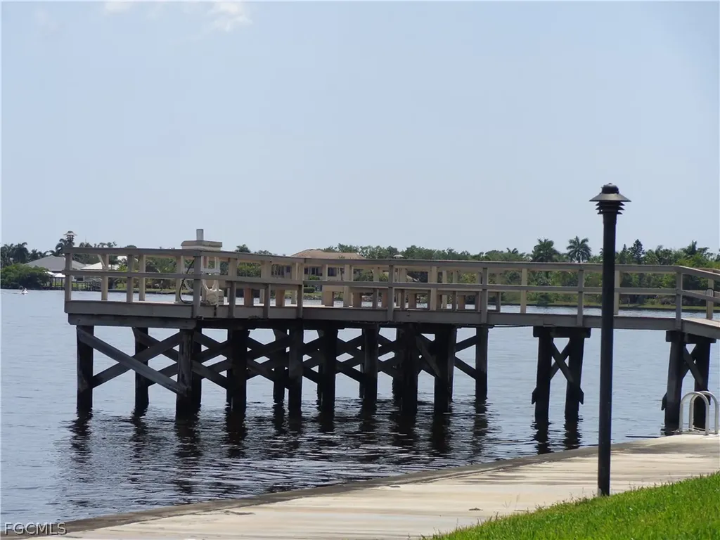 3390 N Key Drive North Fort Myers FL 33903