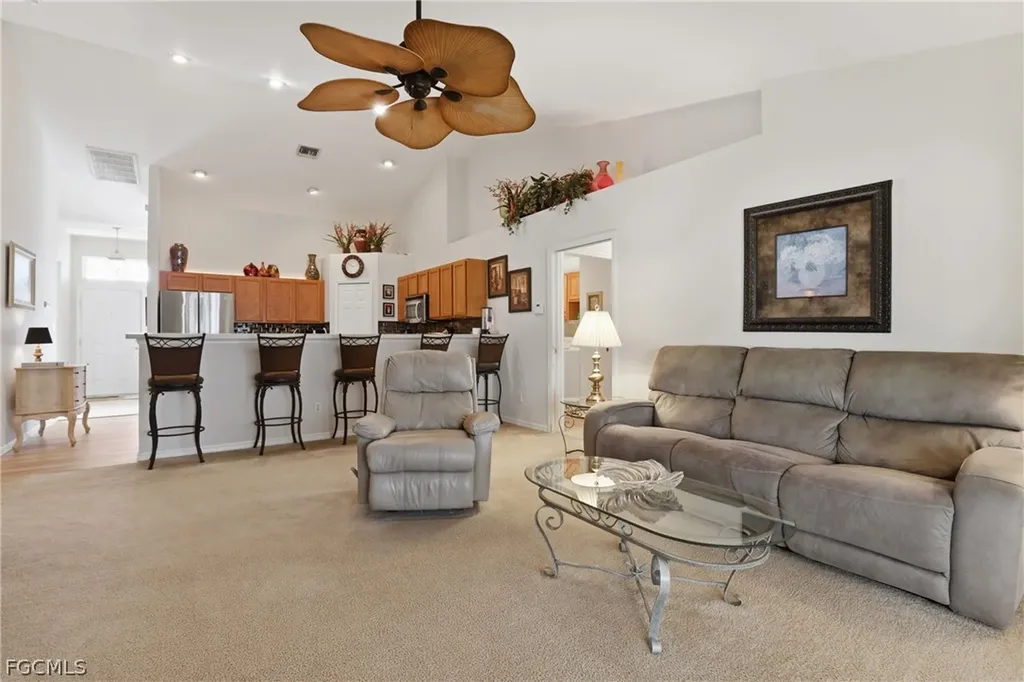 1725 NE 21st Street Cape Coral FL 33909
