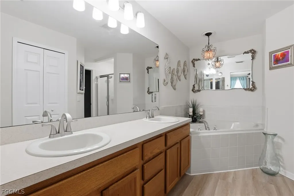 1725 NE 21st Street Cape Coral FL 33909