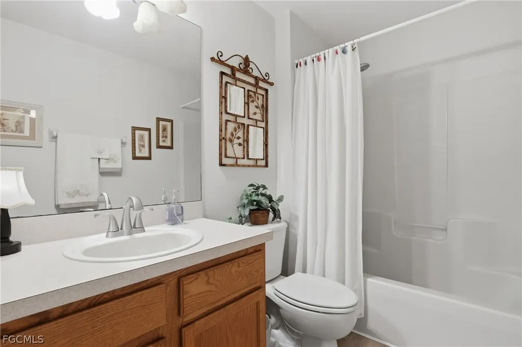 1725 NE 21st Street Cape Coral FL 33909