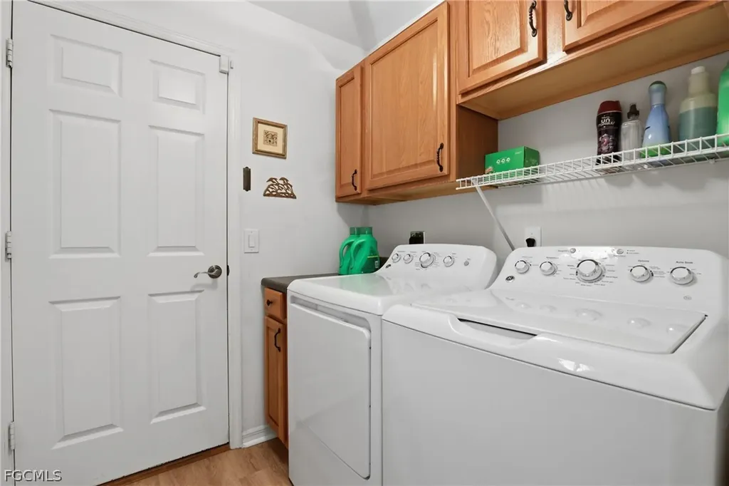 1725 NE 21st Street Cape Coral FL 33909