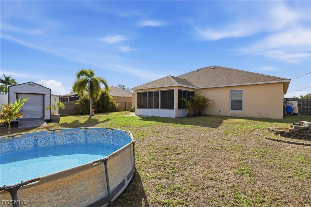 1725 NE 21st Street Cape Coral FL 33909