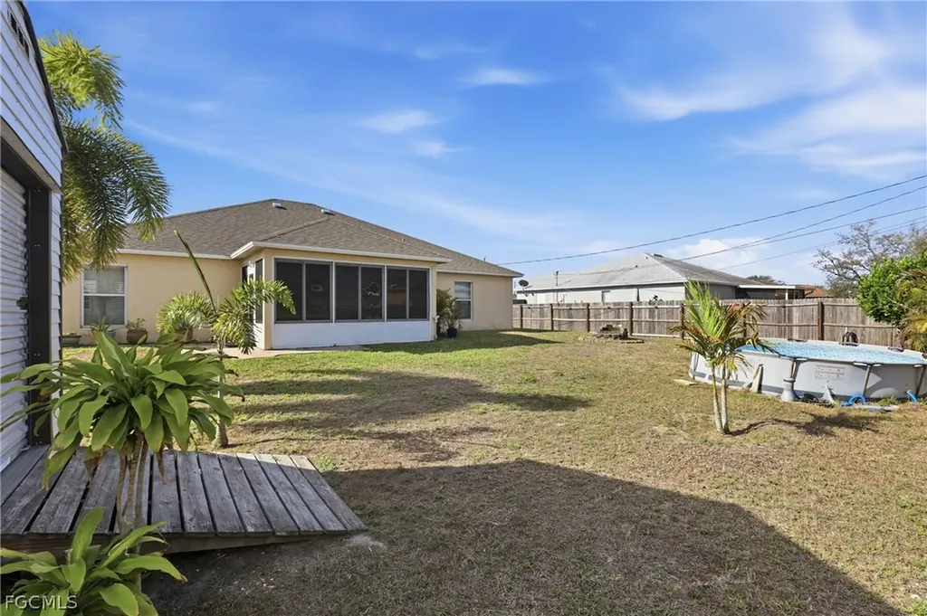 1725 NE 21st Street Cape Coral FL 33909