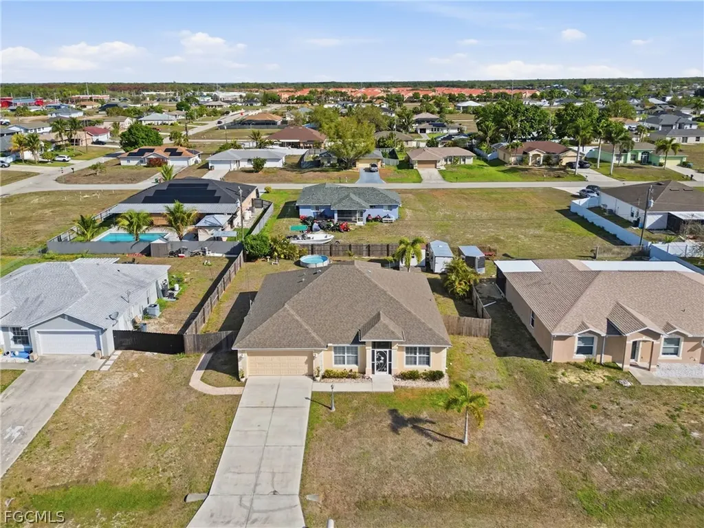 1725 NE 21st Street Cape Coral FL 33909