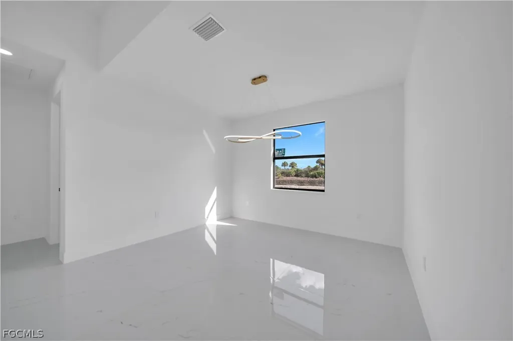 697 Whitmore Loop Lehigh Acres FL 33972