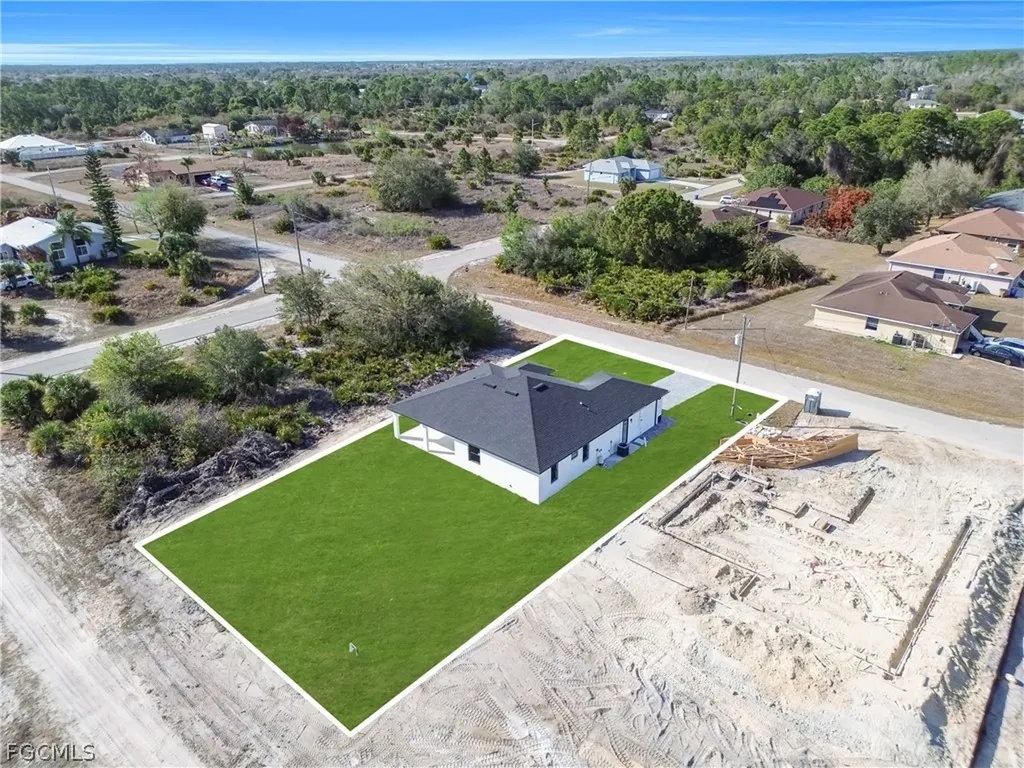 697 Whitmore Loop Lehigh Acres FL 33972