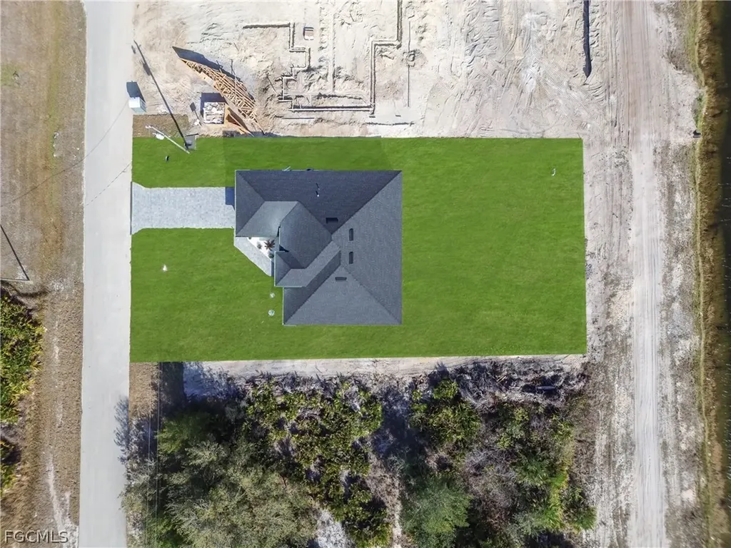 697 Whitmore Loop Lehigh Acres FL 33972