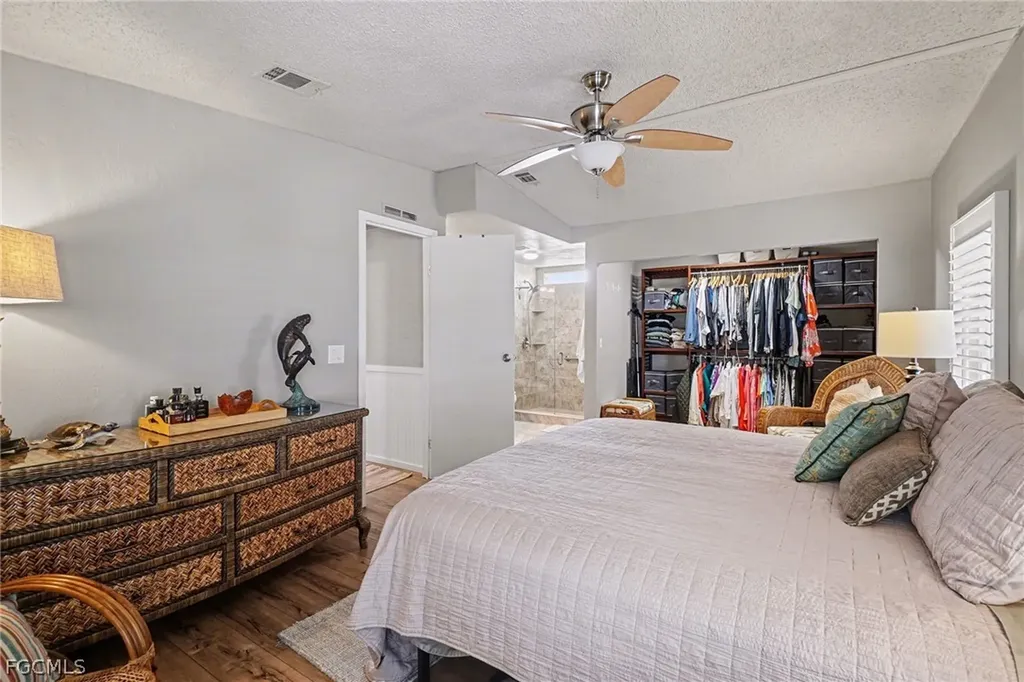 3094 Harpoon Lane St. James City FL 33956