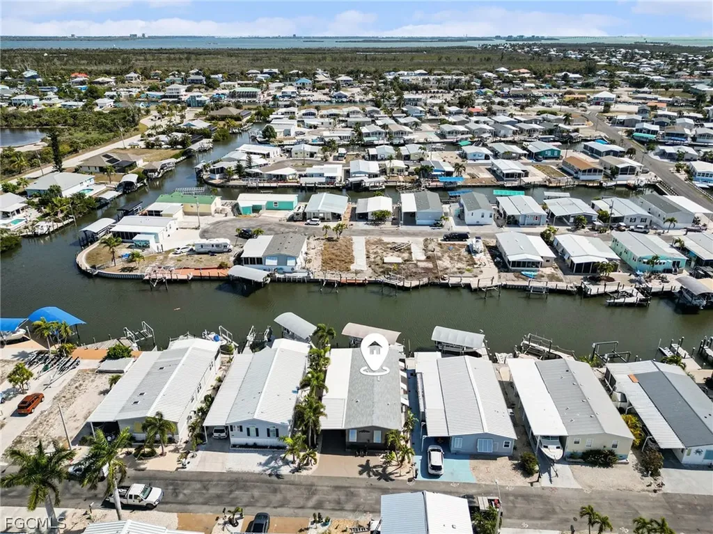 3094 Harpoon Lane St. James City FL 33956