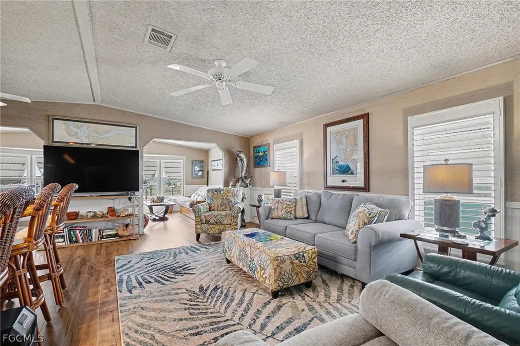 3094 Harpoon Lane St. James City FL 33956