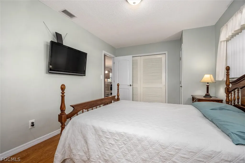 1412 Irondale Street E Lehigh Acres FL 33936