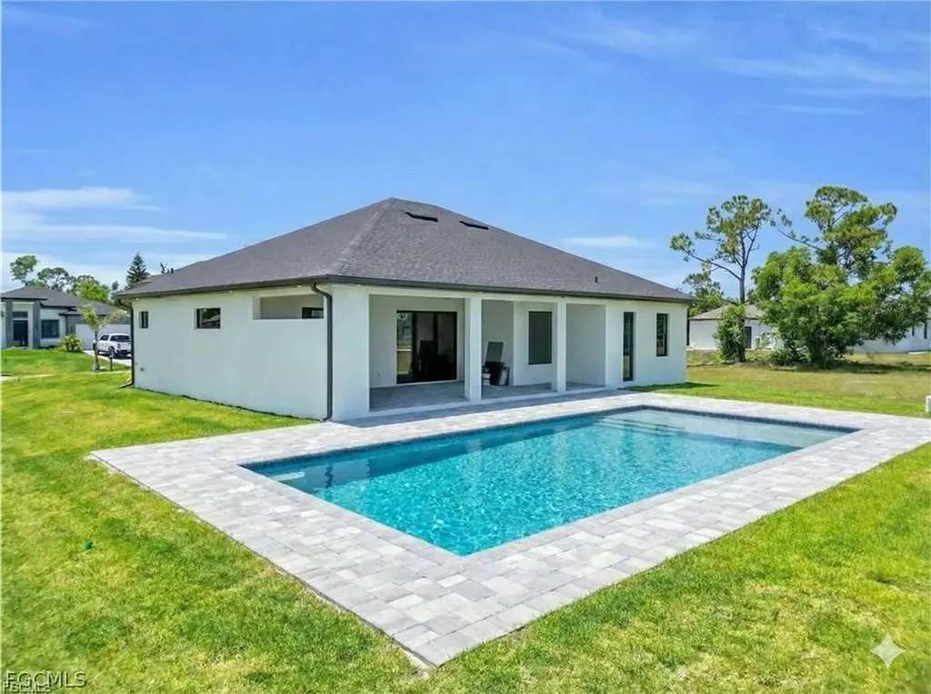4209 Caloosa Parkway Cape Coral FL 33993