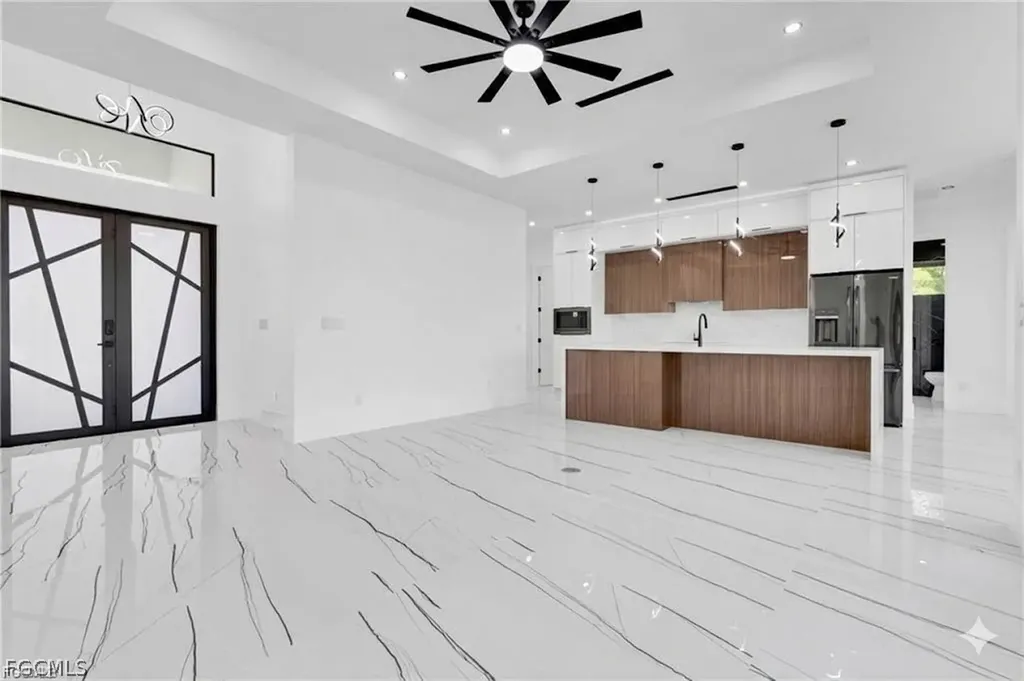 4209 Caloosa Parkway Cape Coral FL 33993