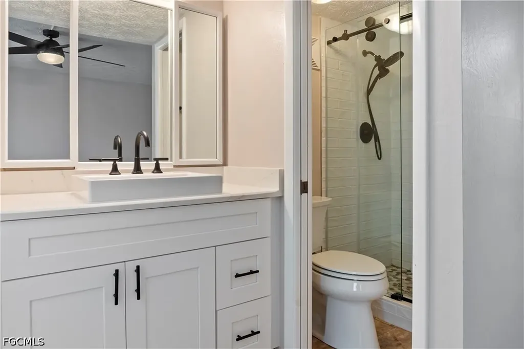 834 SE 46th Street Cape Coral FL 33904