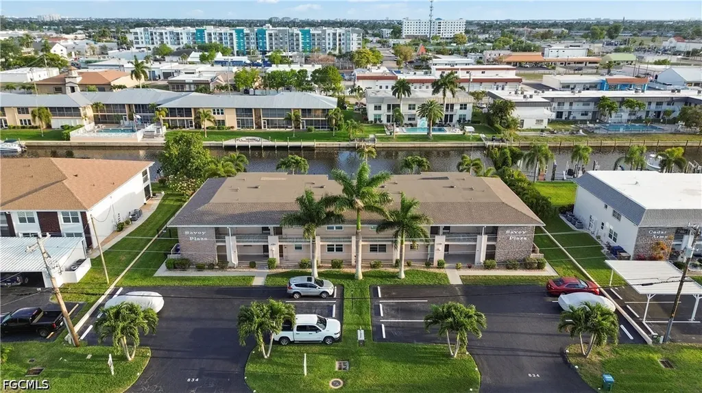 834 SE 46th Street Cape Coral FL 33904