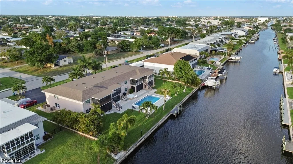 834 SE 46th Street Cape Coral FL 33904