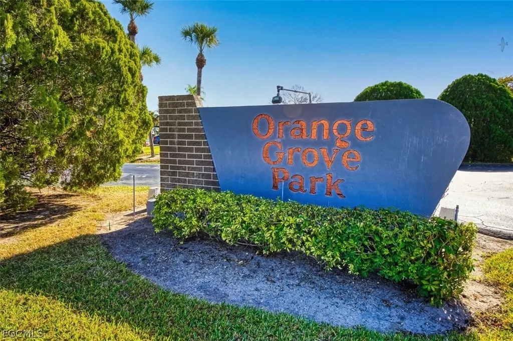 42 Temple Court Lehigh Acres FL 33936