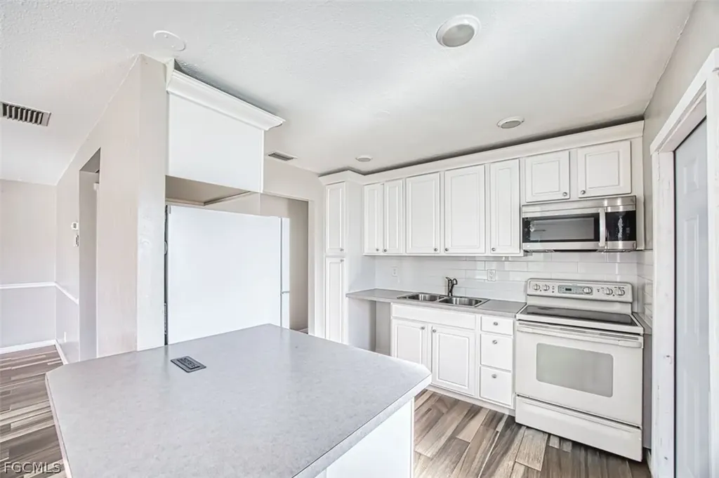 42 Temple Court Lehigh Acres FL 33936